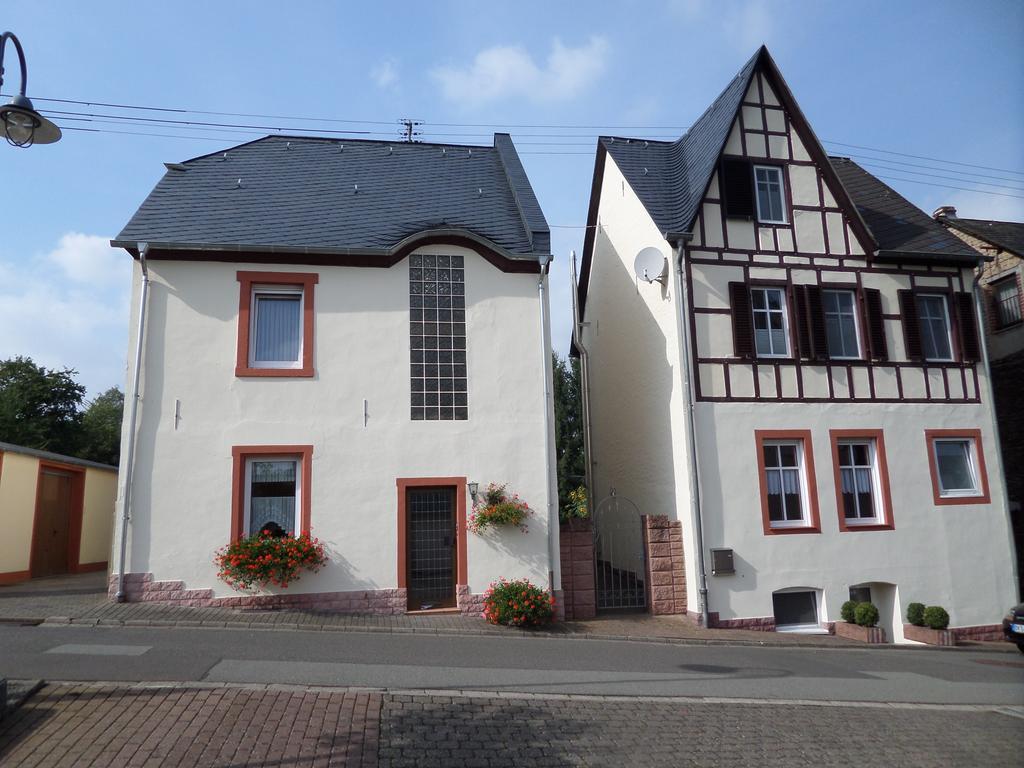 Ferienwohnungen Und Gaestezimmer Peter Busch Bernkastel-Kues Luaran gambar
